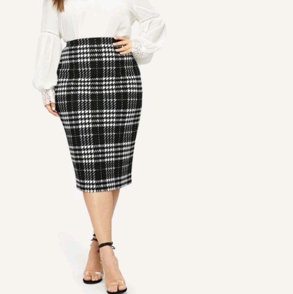 1X Shein Black Houndstooth Pencil Skirt
